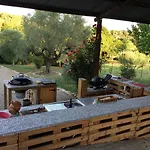 Holiday home Hillside Escape With Pool *