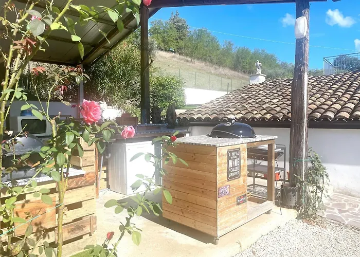 Hillside Escape With Pool