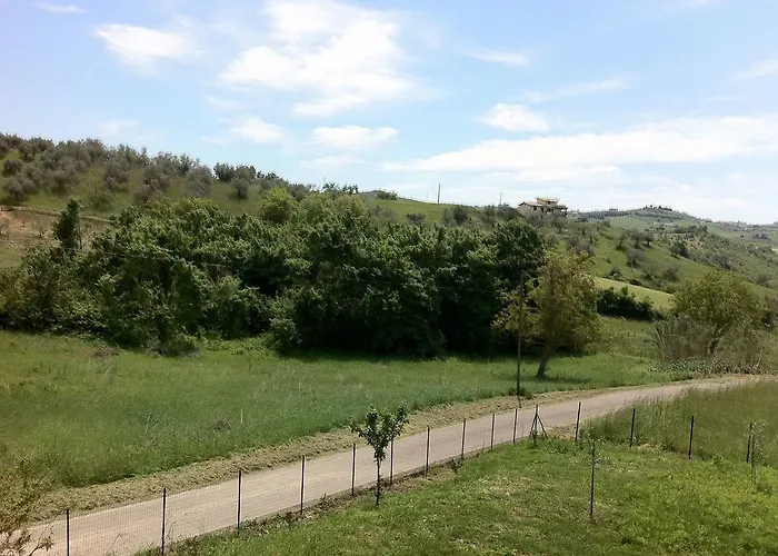 Hillside Escape With Pool